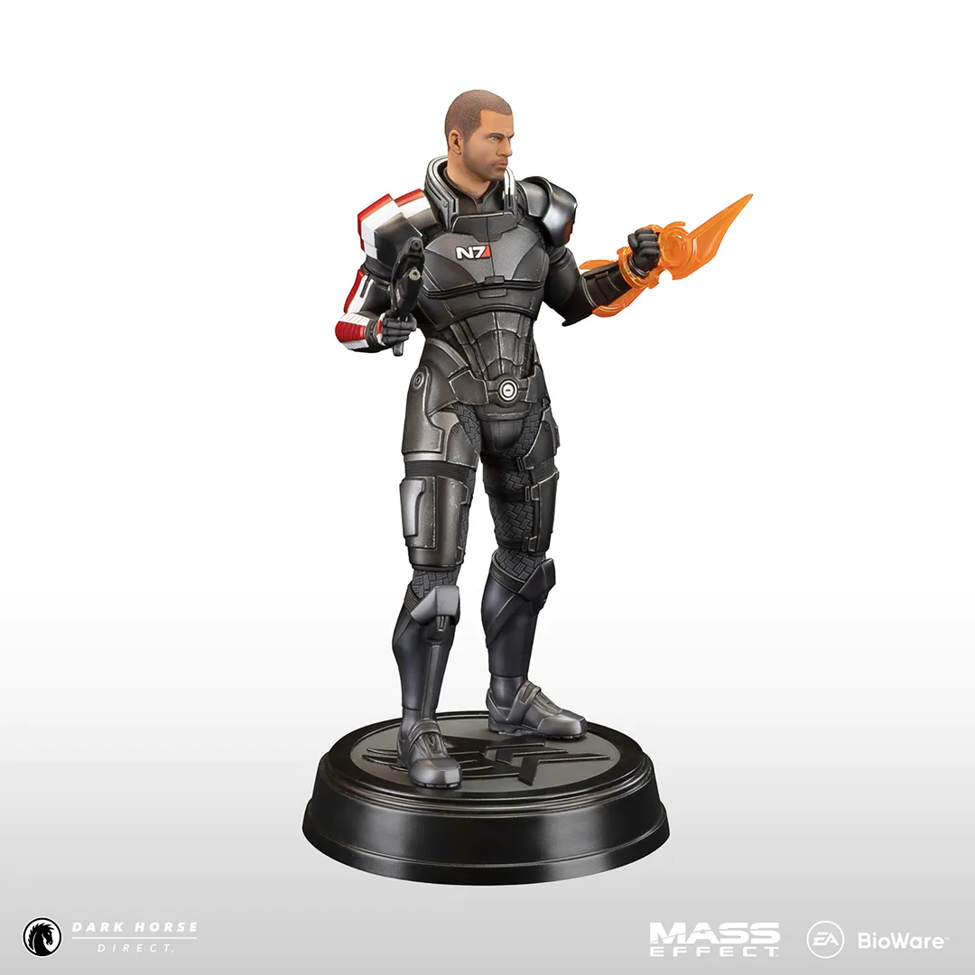 Exclusive – Dark Horse Reveals New Mass Effect Commander Shepard Statues